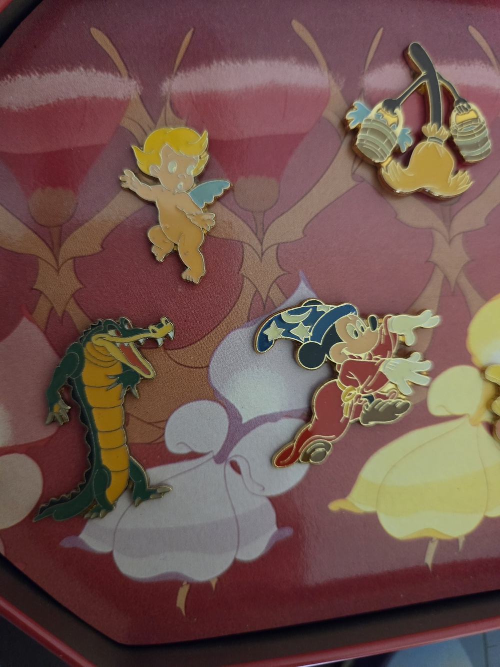 Vintage New Disney Fantasia Commemorative Pin Set In Original Tin Multicolor - Picture 5 of 9